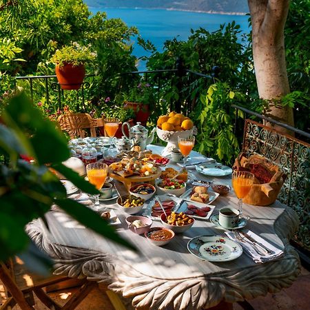 Fidanka Hotel Kalkan Exterior photo